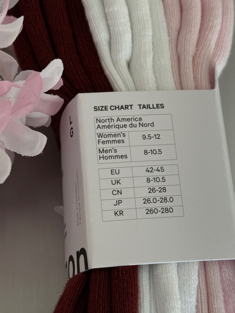 Lululemon Daily Essential Crew Socks 3 Pack L Rockwood‎ White Blissful Pink NWT - Picture 3 of 4